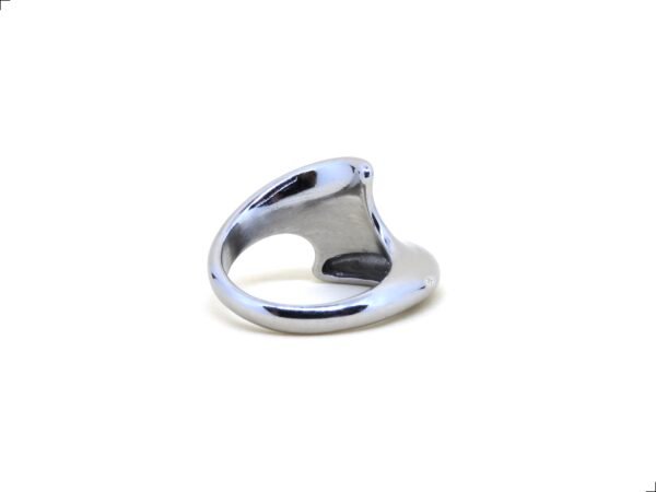 Anillo Asimétrico Amorfo Titanio 18k By Thiago Turcott® - Image 3