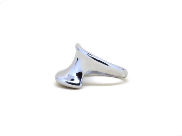 Anillo Asimétrico Amorfo Titanio 18k By Thiago Turcott® - Image 2