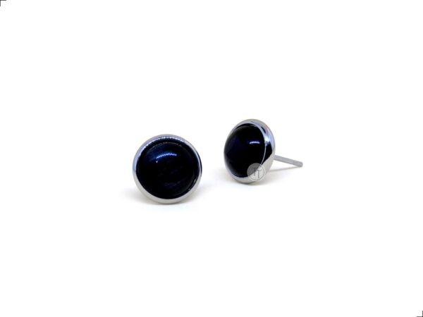 Aretes Ágata Button Titanio 18k By Thiago Turcott® - Image 2
