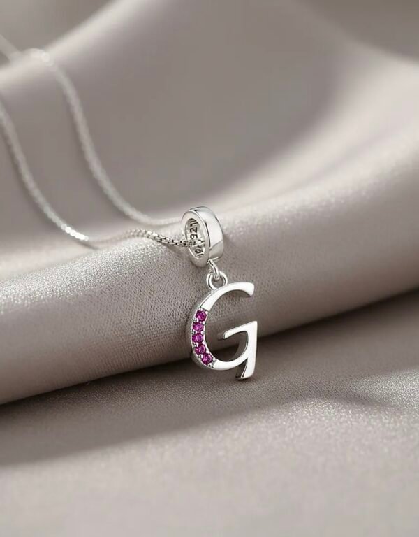 Charm Letra G Rubí Plata 1ra Ley 925 By Thiago Turcott® - Image 3